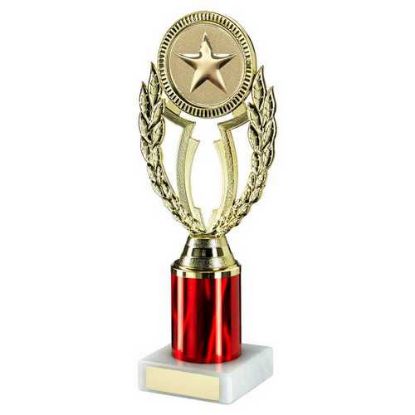 Picture of Gold~red Wreath Holder Assembled On Marble