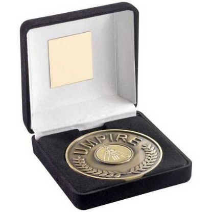 Picture of Black Velvet Box And Ant Gold 70mm Umpire Medallion With Cricket Insert